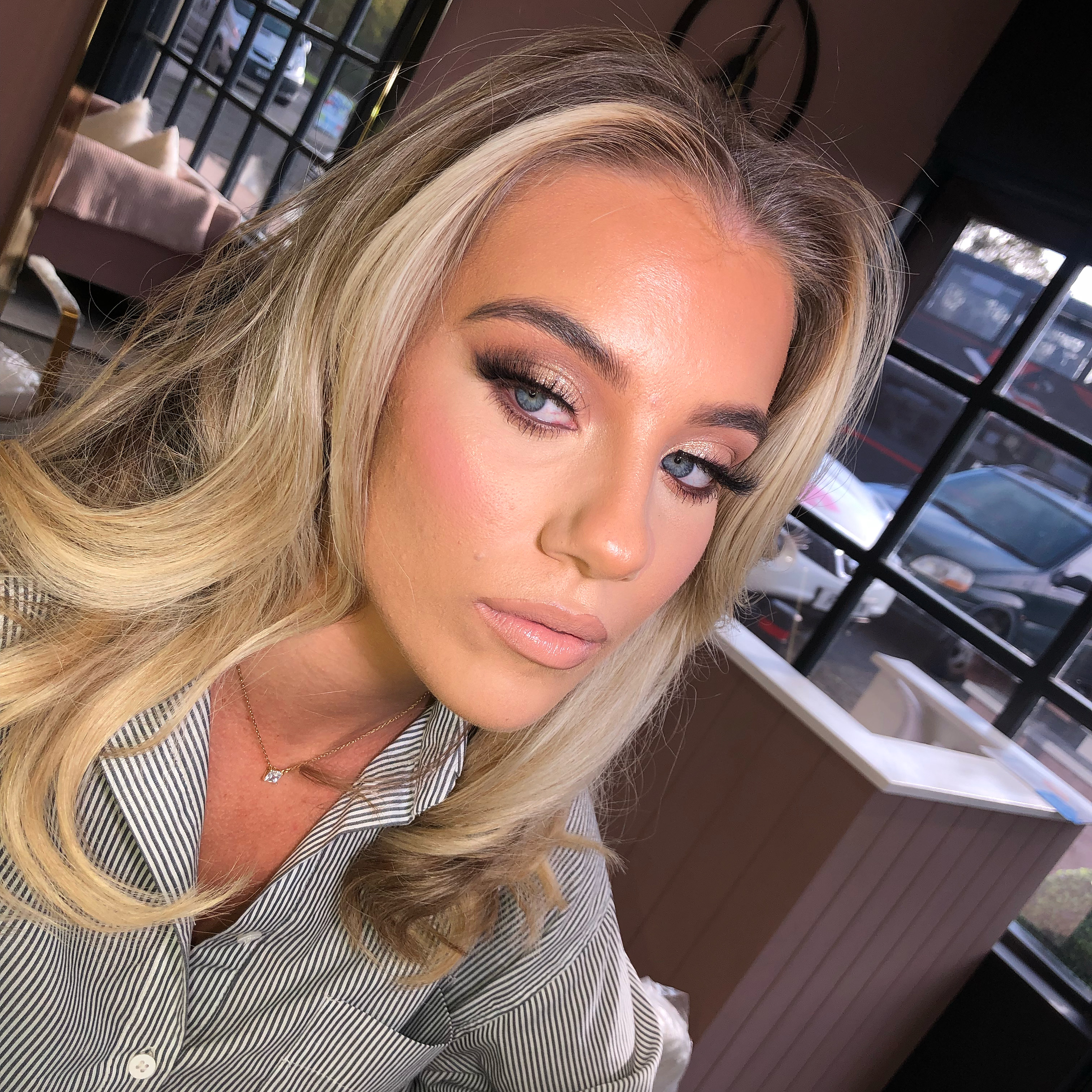 Rebecca Tolton - Makeup Artist